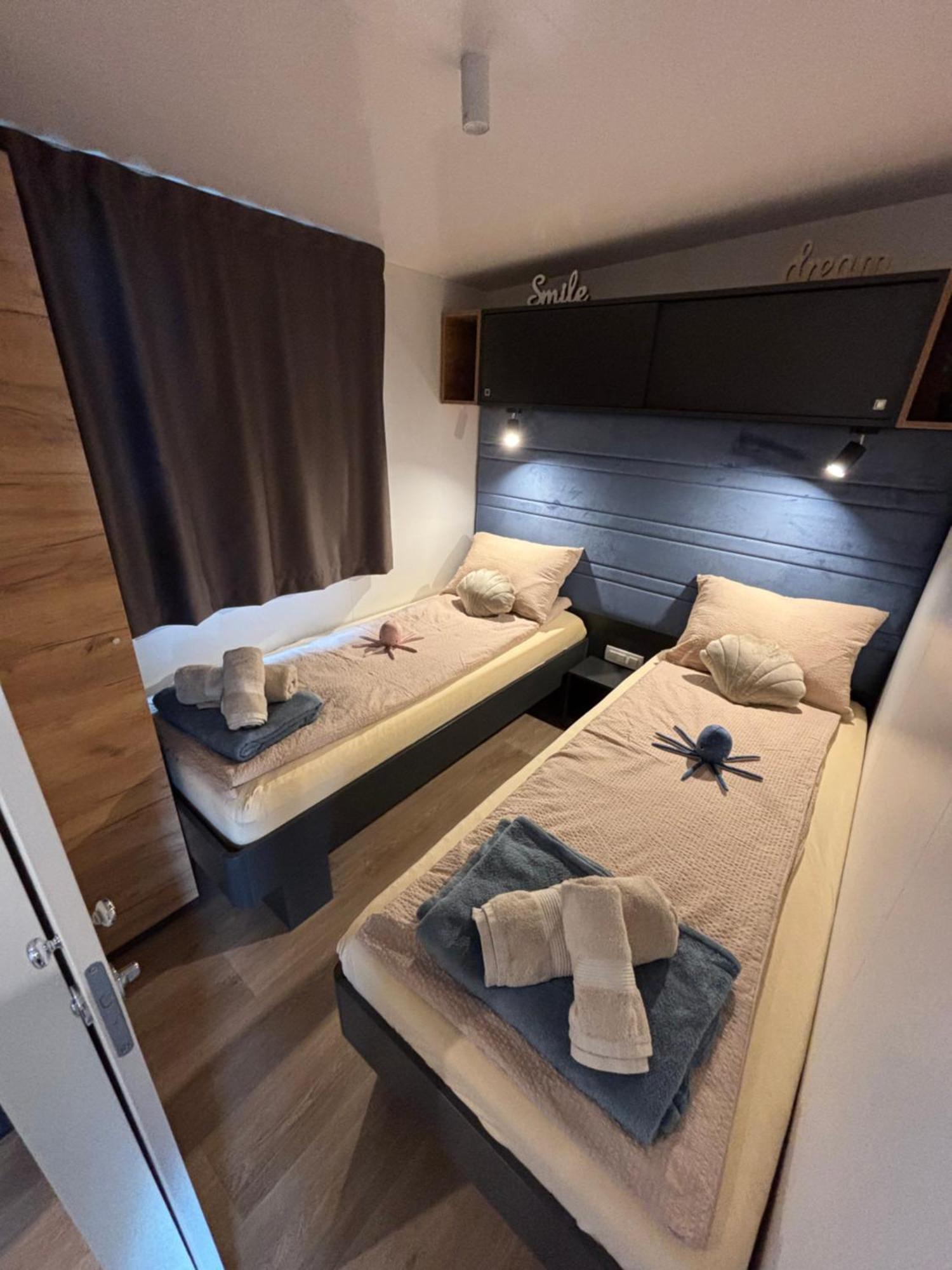 Mobile Home Luna Selce Eksteriør billede